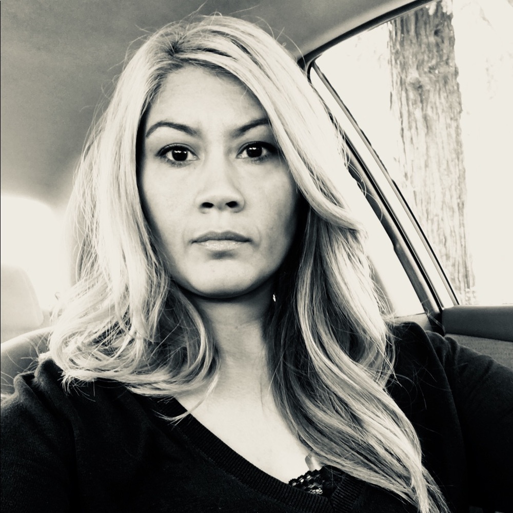 Meet your Posher, Laura